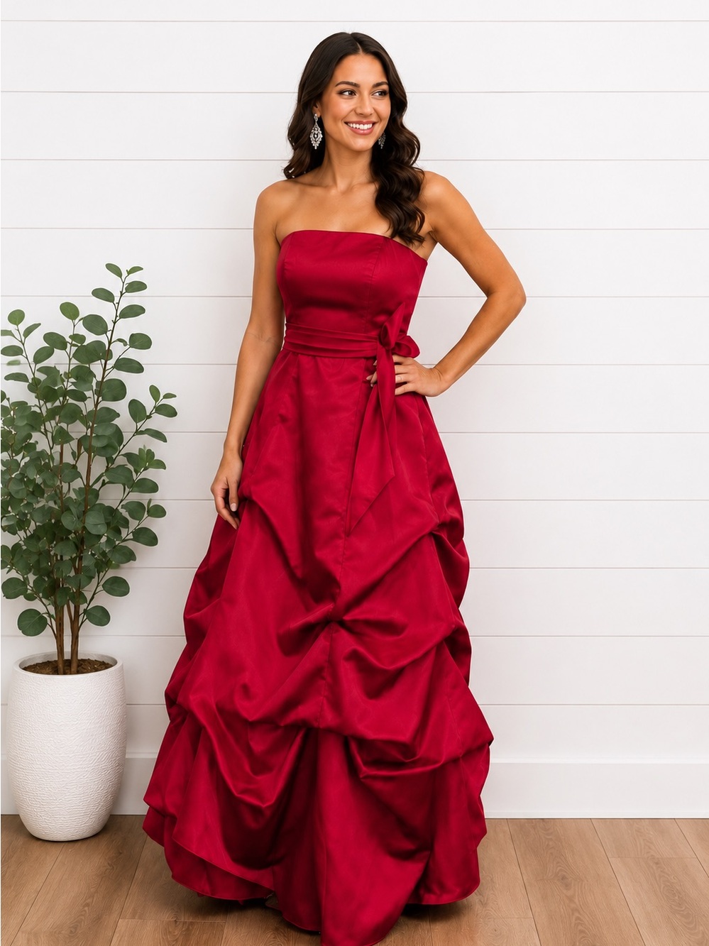 ❤️ David’s Bridal Strapless Red Ballgown Size 6 | Formal Prom Gala Dress